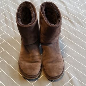 UGG Short Boots